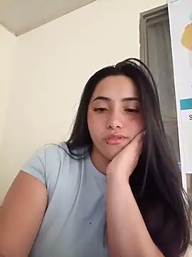 Snapshot of ANDREA-10_ chatting on May 12, 2026, 2:03 pm ANDREA-10 online show from May 12, 2026, 2:03 pm
