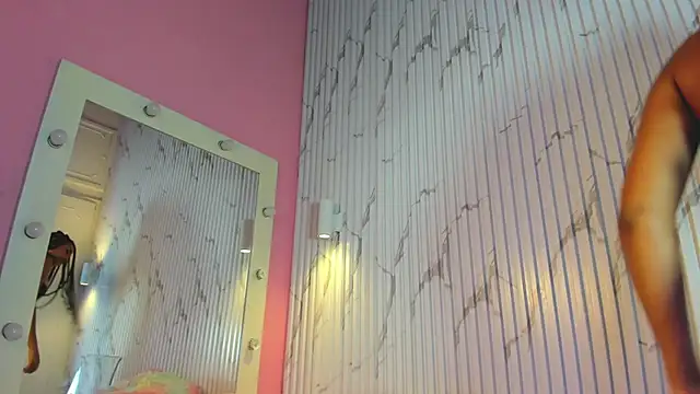 Missdionne curly online show from November 27, 2025, 11:01 am