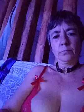 Catylandi1 online show from December 14, 2025, 6:52 am