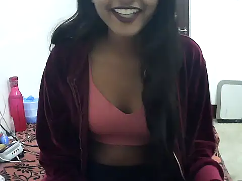 Hottie-rani online show from December 1, 2025, 4:01 pm