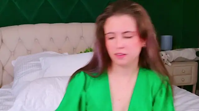 Akira Halls online show from November 20, 2025, 6:40 pm