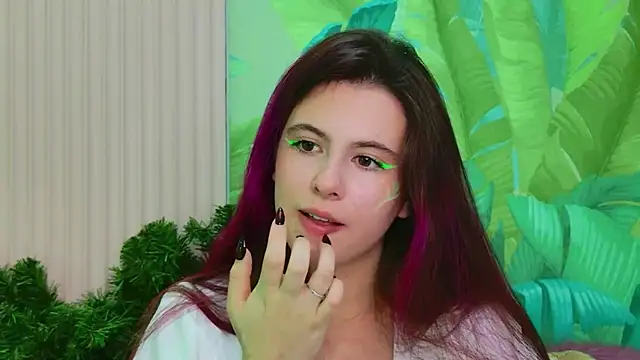 Akira Halls online show from December 21, 2025, 8:38 pm