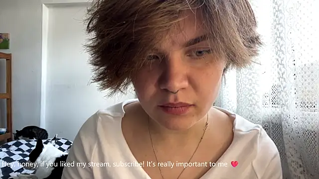 Snapshot of SabrinaFolts chatting on September 26, 2025, 9:13 am SabrinaFolts online show from September 26, 2025, 9:13 am