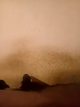 Felipeluiz2666 online show from April 8, 2026, 9:04 pm