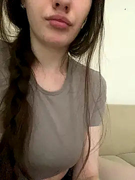 Snapshot of shrie_beverly69 chatting on October 8, 2025, 9:29 am shrie beverly69 online show from October 8, 2025, 9:29 am
