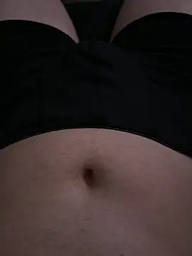 shynando7766 online show from March 19, 2026, 5:33 am