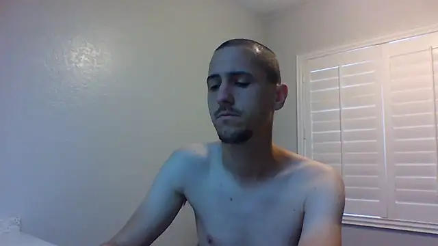 Snapshot of slickdickfreak chatting on December 19, 2025, 7:43 pm slickdickfreak online show from December 19, 2025, 7:43 pm