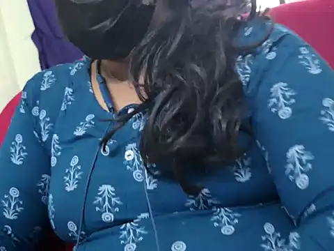 tamilqueenbaby online show from September 21, 2025, 6:26 am