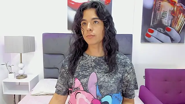 Angel Dustts online show from October 11, 2025, 7:12 pm