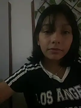 xoxo milk online show from March 4, 2026, 8:37 pm