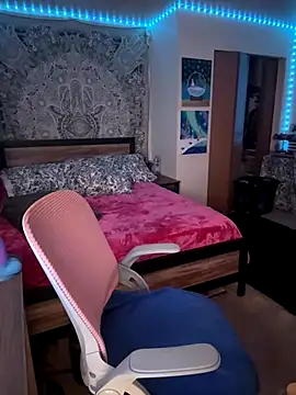 MaciiMayy online show from December 21, 2025, 10:50 pm