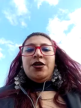 VictoriaSpenser online show from November 26, 2025, 11:55 am