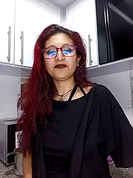 VictoriaSpenser online show from December 3, 2025, 1:09 pm