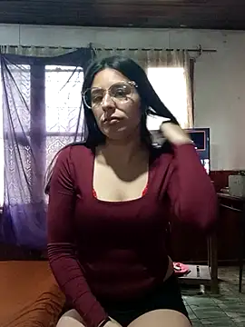 lucixxx14 online show from September 27, 2025, 6:46 pm