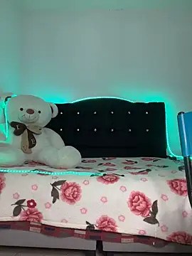 Linda rouse online show from December 3, 2025, 9:24 pm