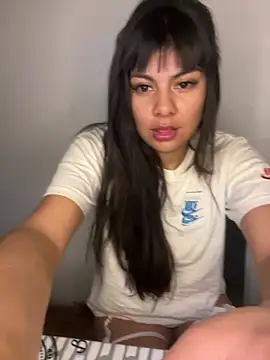 Bulma04 online show from October 11, 2025, 7:07 am