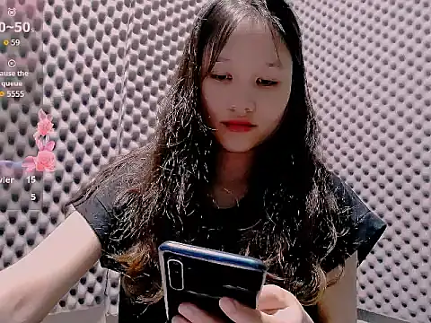 Pipi23  online show from September 21, 2025, 3:08 am