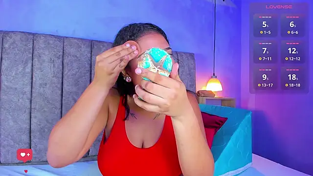 Snapshot of Bianca_Ethan chatting on February 25, 2026, 11:53 am Bianca Ethan online show from February 25, 2026, 11:53 am