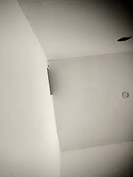  online show from September 22, 2025, 1:57 pm