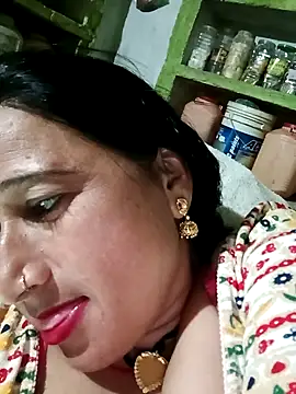 Snapshot of Haliya88 chatting on November 10, 2025, 4:17 pm Haliya88 online show from November 10, 2025, 4:17 pm