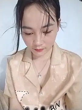 dorothyxx online show from April 18, 2026, 2:21 pm