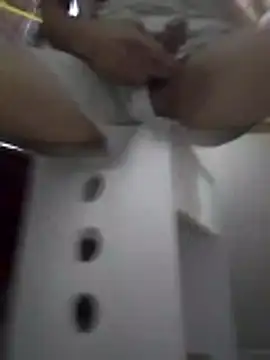 ManChillBigCockVN online show from November 18, 2025, 8:52 am