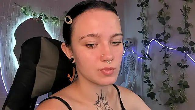 Snapshot of Elastikisss chatting on July 17, 2026, 7:26 am Elastikisss online show from July 17, 2026, 7:26 am