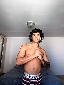 mrpeke online show from September 25, 2025, 6:33 pm