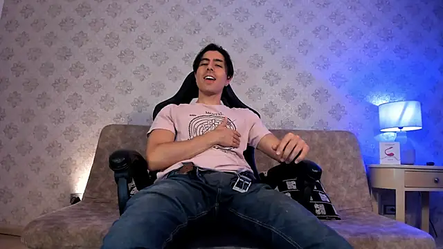 dylan cross  online show from September 23, 2025, 11:24 am