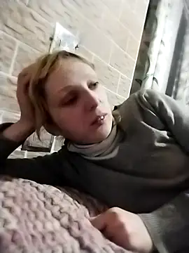 Ponka2011 online show from November 17, 2025, 5:24 am