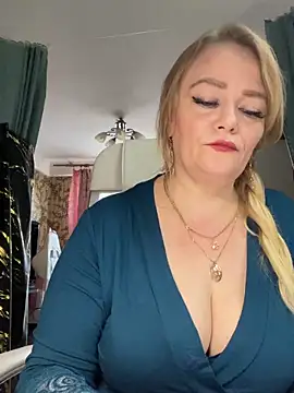 Sweet-blonde online show from April 16, 2026, 11:22 am