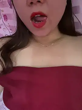 Lusi-sexy online show from July 23, 2026, 2:09 am
