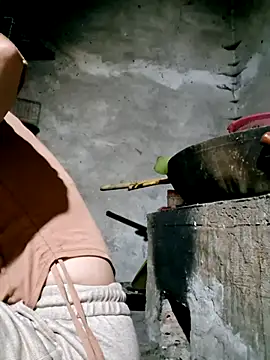 xuxulovezz online show from March 23, 2026, 12:03 am