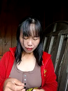 helenzz online show from September 23, 2025, 12:46 am