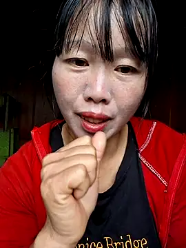 helenzz online show from October 20, 2025, 1:50 am