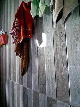 helenzz online show from November 15, 2025, 2:20 am