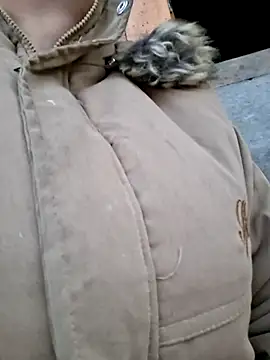 helenzz online show from November 26, 2025, 10:27 am