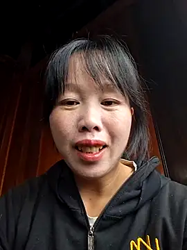 helenzz online show from December 4, 2025, 12:53 am