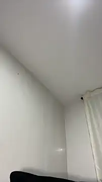 Selene Wings22 online show from March 12, 2026, 2:18 am