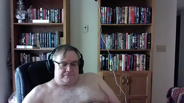 Vinyl22xh online show from June 27, 2026, 8:36 pm