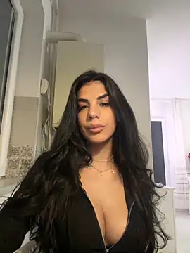 AylinHazellx online show from October 20, 2025, 4:29 pm