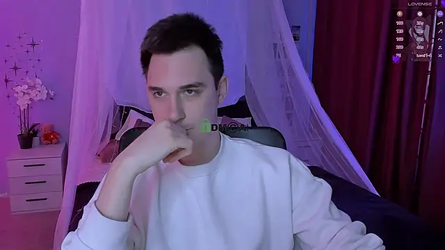 jason sweety online show from April 25, 2026, 8:39 am