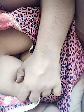 Chubby Soniya online show from October 3, 2025, 4:31 am