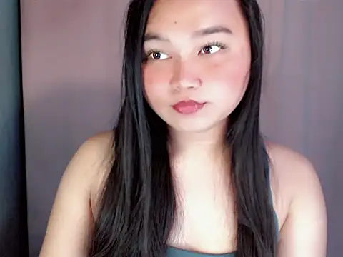 Eyes-on-me online show from August 8, 2026, 6:43 pm