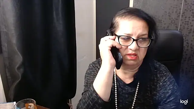 MissSanjanne online show from November 9, 2025, 7:56 pm