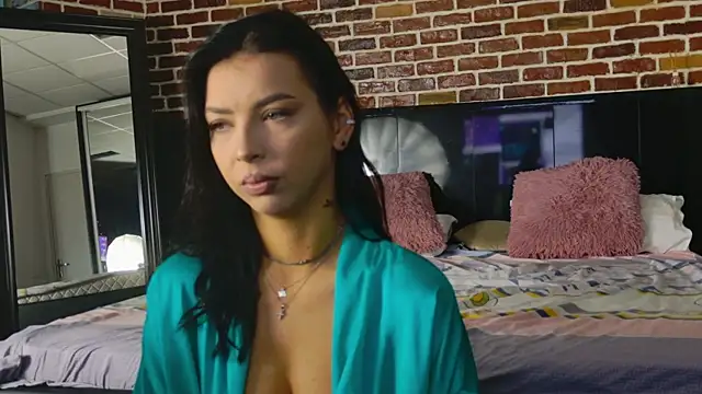 MeganSin  online show from October 7, 2025, 5:26 am