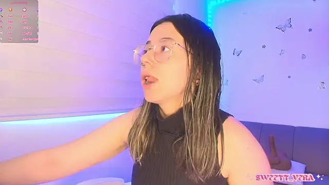 Snapshot of sweettvera chatting on June 12, 2026, 1:32 pm sweettvera online show from June 12, 2026, 1:32 pm
