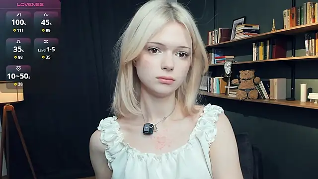 LaureMestler online show from January 14, 2026, 9:26 am