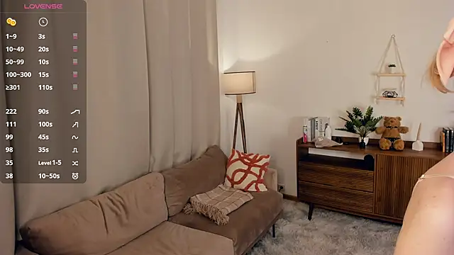 LaureMestler online show from March 7, 2026, 10:01 am