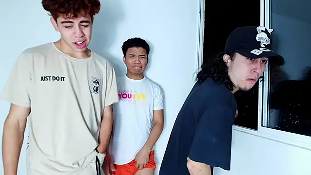 latin naughty boys online show from October 17, 2025, 6:49 am